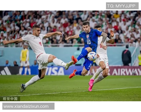 美国足球明星观看中国足球比赛反应大揭秘 引发热议与深度思考